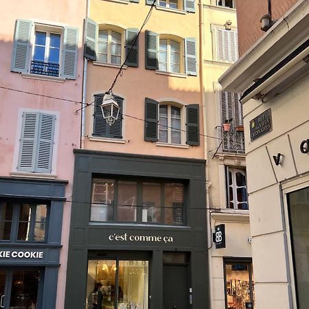 Duplex Avec Terrasse - Hyper-Centre De Toulon Apartment Exterior photo